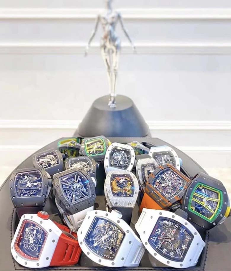 台北高級腕錶買賣,台北R M腕錶,台北勞力士,台北pp,台北ap,台北名錶借款