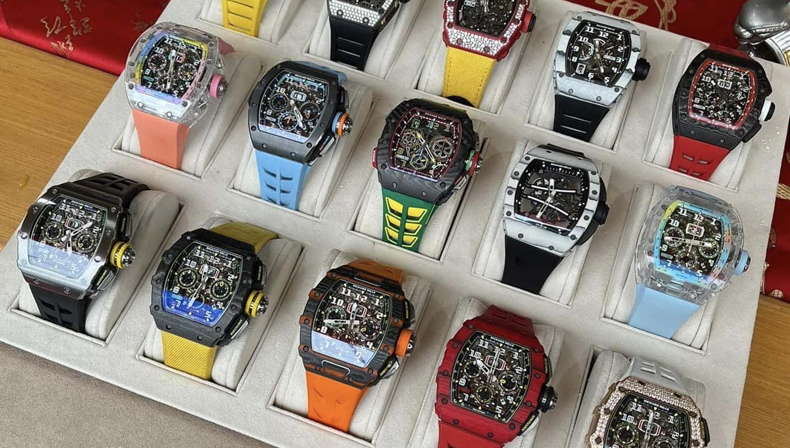 台北高級腕錶買賣,台北R M腕錶,台北勞力士,台北pp,台北ap,台北名錶借款